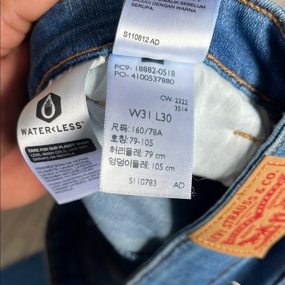 LEVIS 721 HIGH RISE SKINNY JEANS - Picture 9 of 9